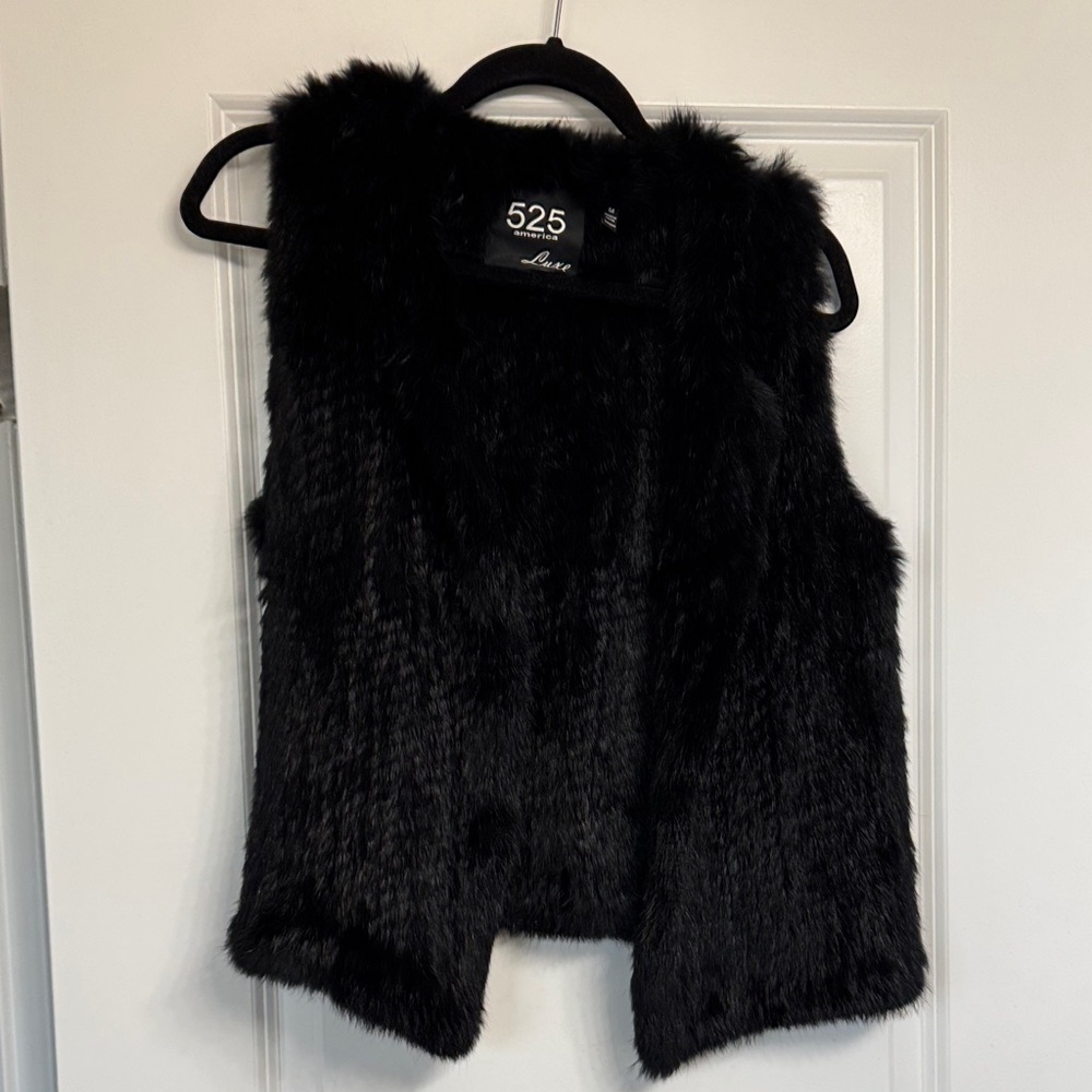 525 America black rabbit fur vest